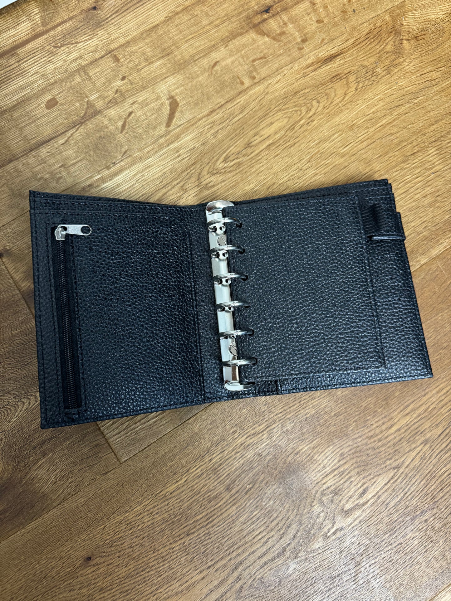 Premium Budget Binder A7 | inklusive 5 Zipperhüllen