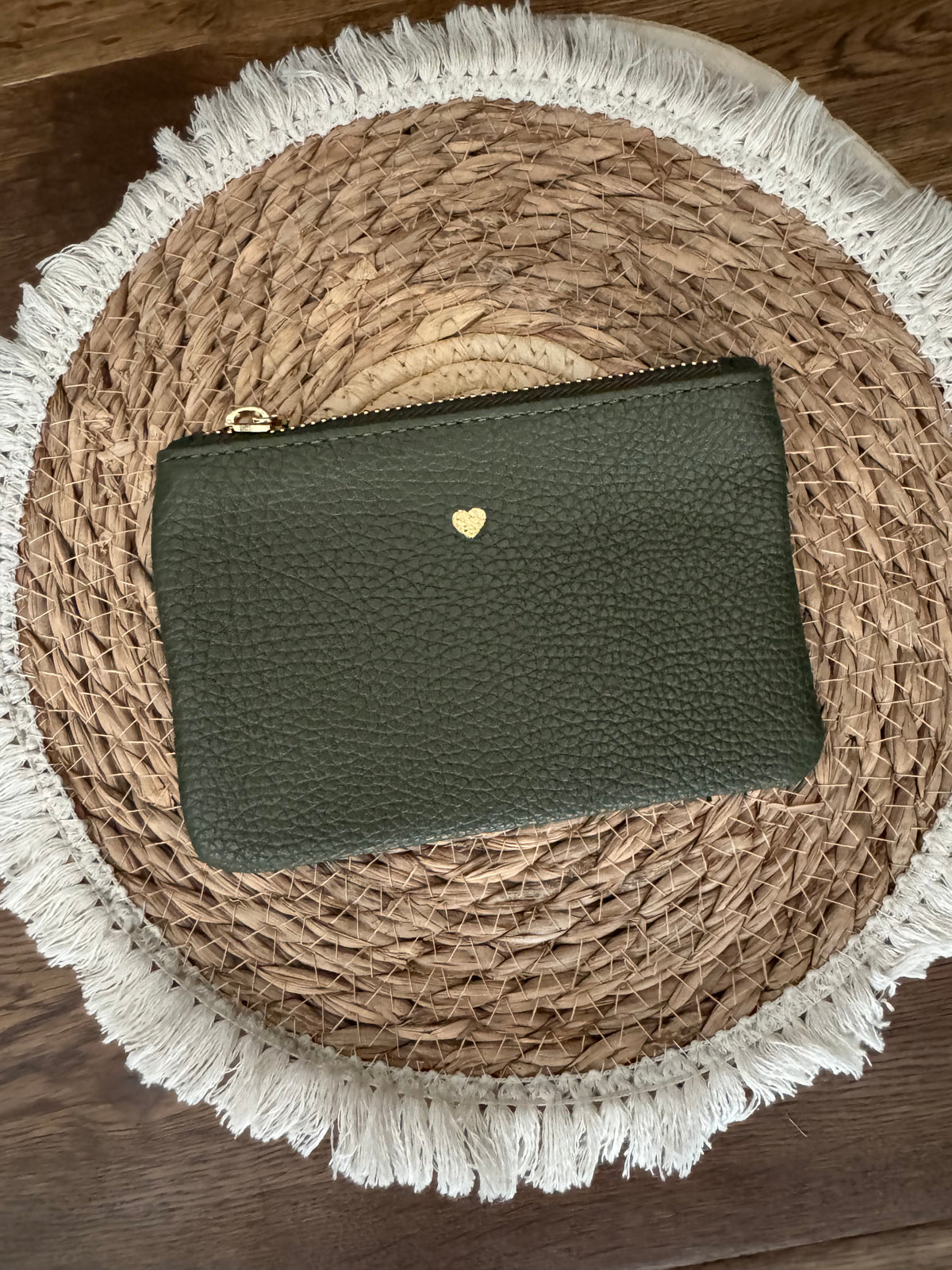 KLEINE LEDER CLUTCH "LENI"