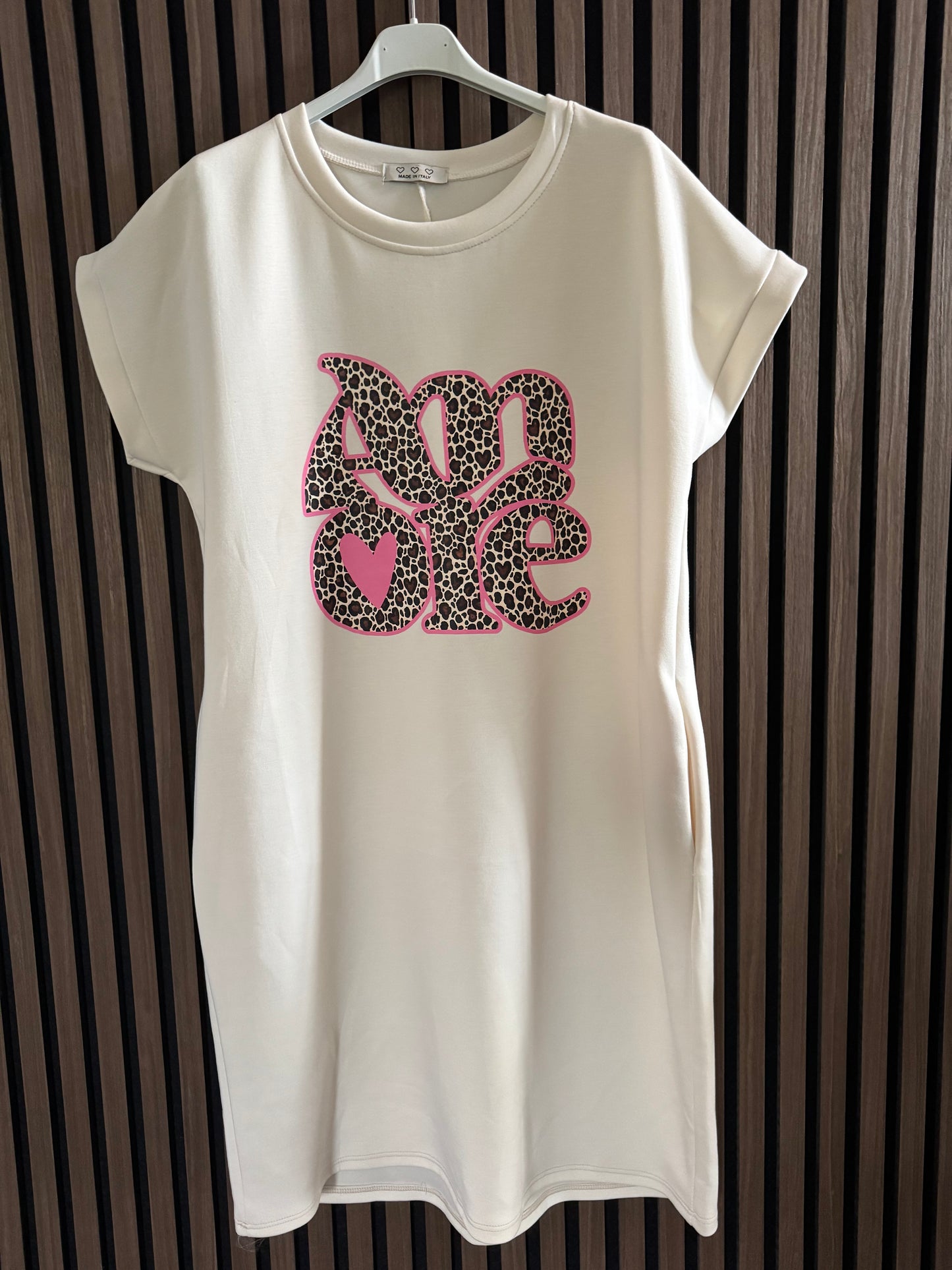 T-SHIRT KLEID "AMORE" | CREME-LEO