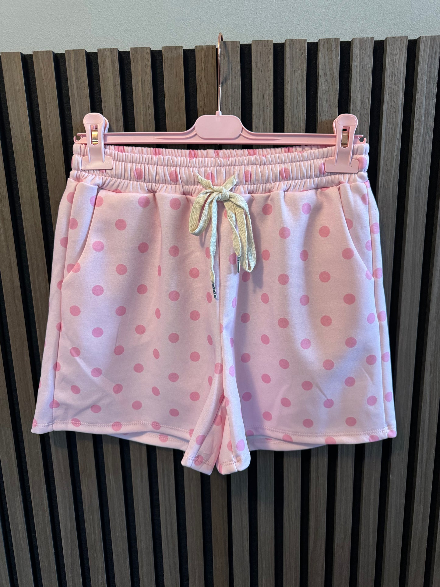 SHORTS | POLKA DOTS