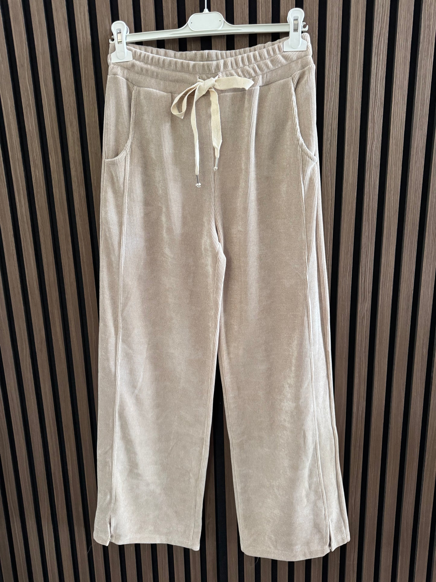 COSY STREIGHT LEG HOSE | FEINE WAFFEL OPTIK