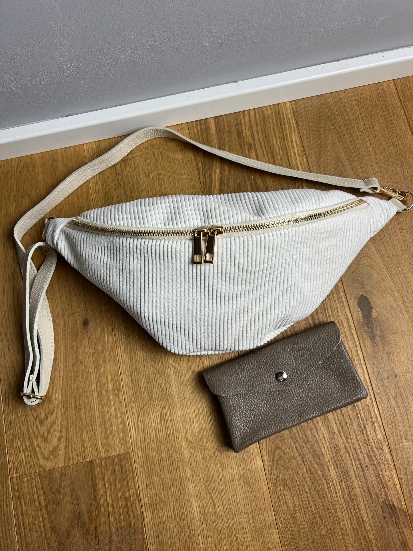 Cord Bauchtasche XL