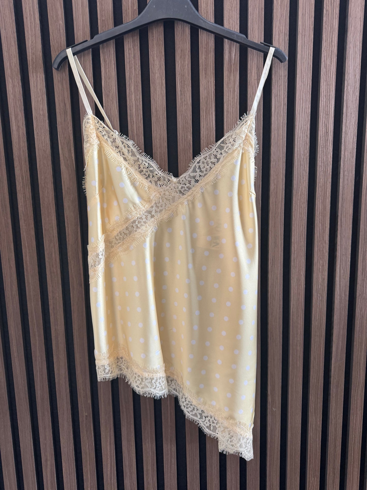 TOP POLKA DOTS | BUTTER YELLOW