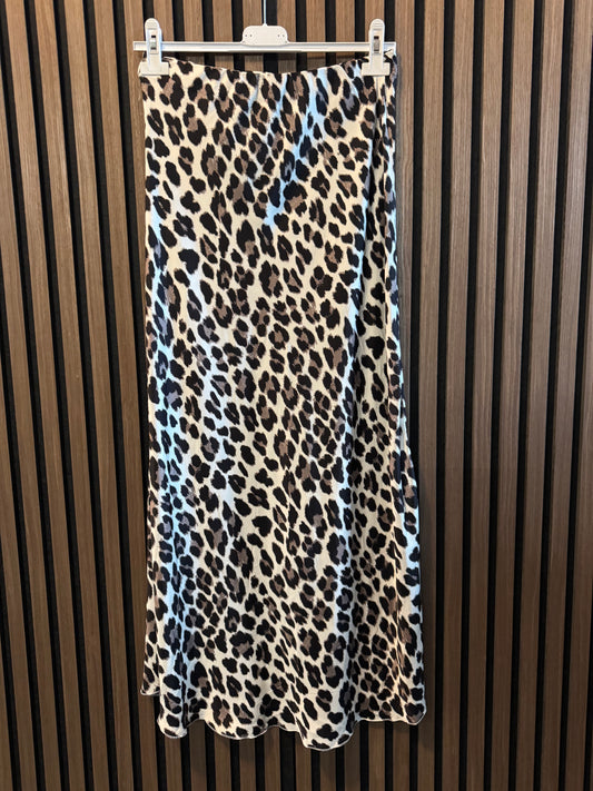 LEICHTER SOMMER ROCK  | LEO PRINT | LANG