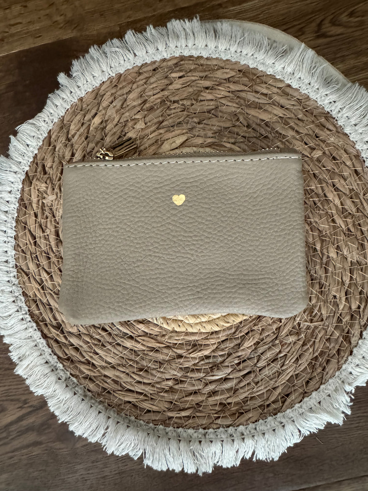 KLEINE LEDER CLUTCH "LENI"