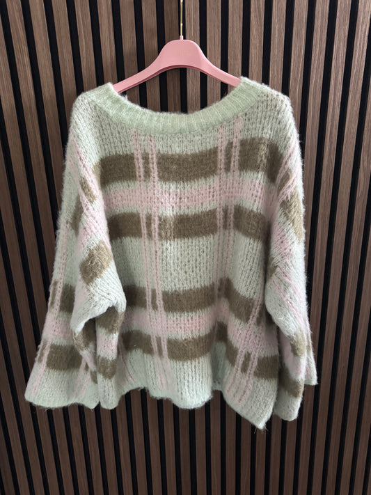 FLAUSCHIGER PULLOVER | GRÜN-ROSA